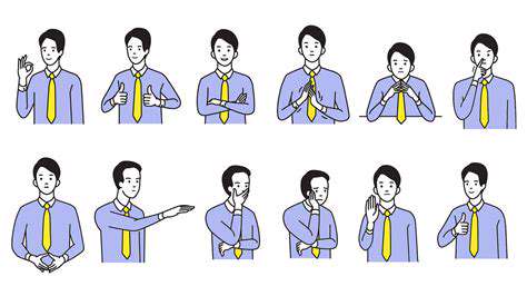 EmbracingBodyLanguageandVisualCues:NonverbalCommunicationStrategies